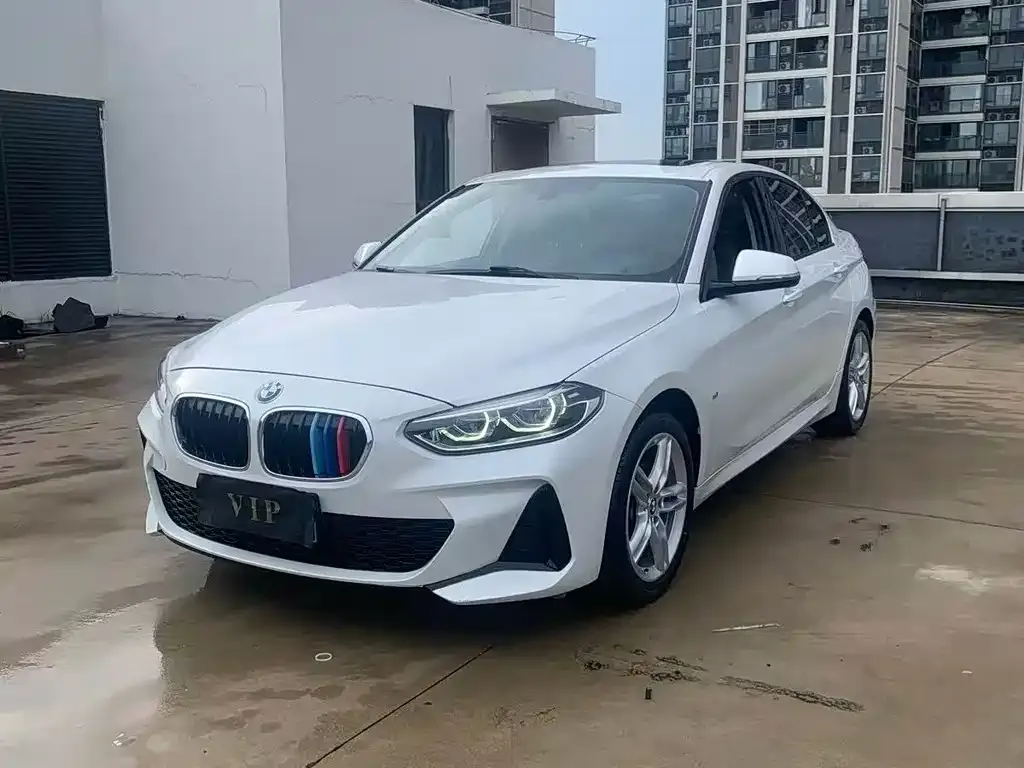 BMW 1 Series — фото 1