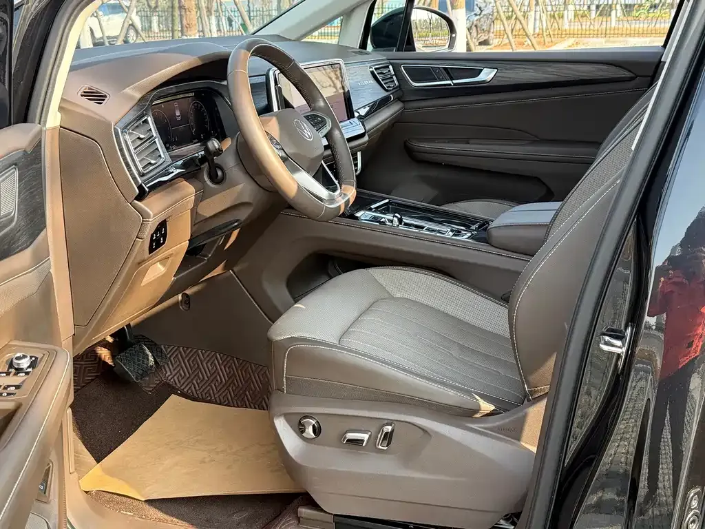 Volkswagen Viloran 2022 из CN, фото 5