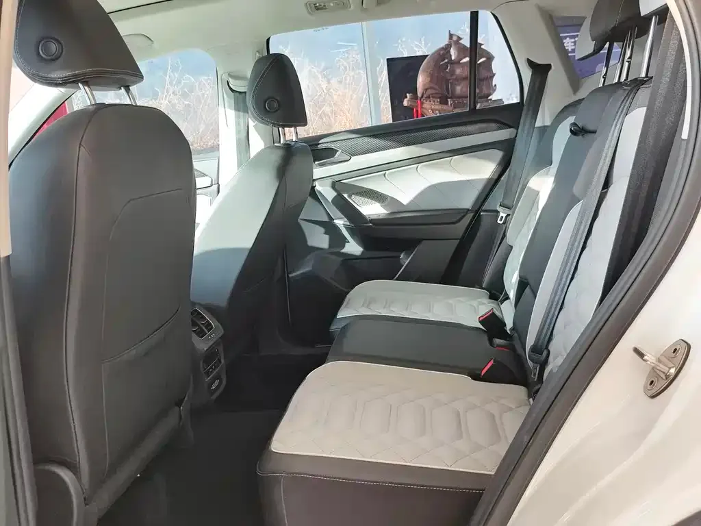Volkswagen Tayron 2023 из CN, фото 7