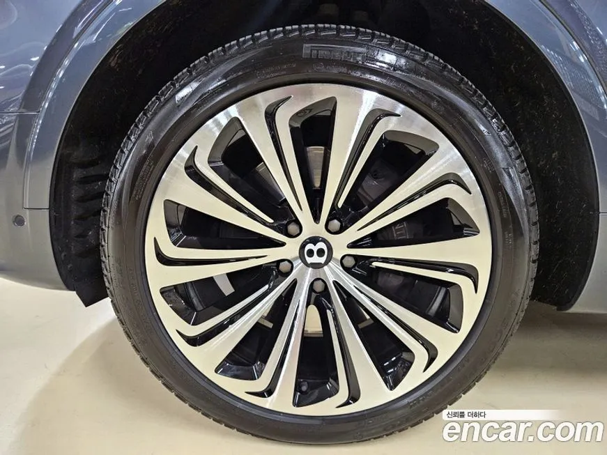 Bentley Bentayga 2021 из KR, фото 4