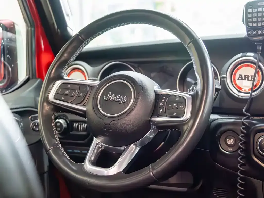 Jeep Wrangler PHEV 2021 из CN, фото 8