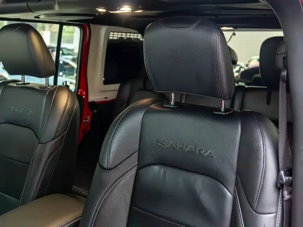 Jeep Wrangler PHEV 2021 из CN, фото 6