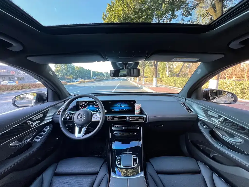 Mercedes-Benz EQC 2022 из CN, фото 8