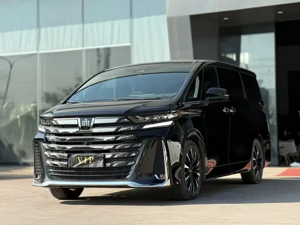 Toyota Vellfire 2024 из CN, фото 1