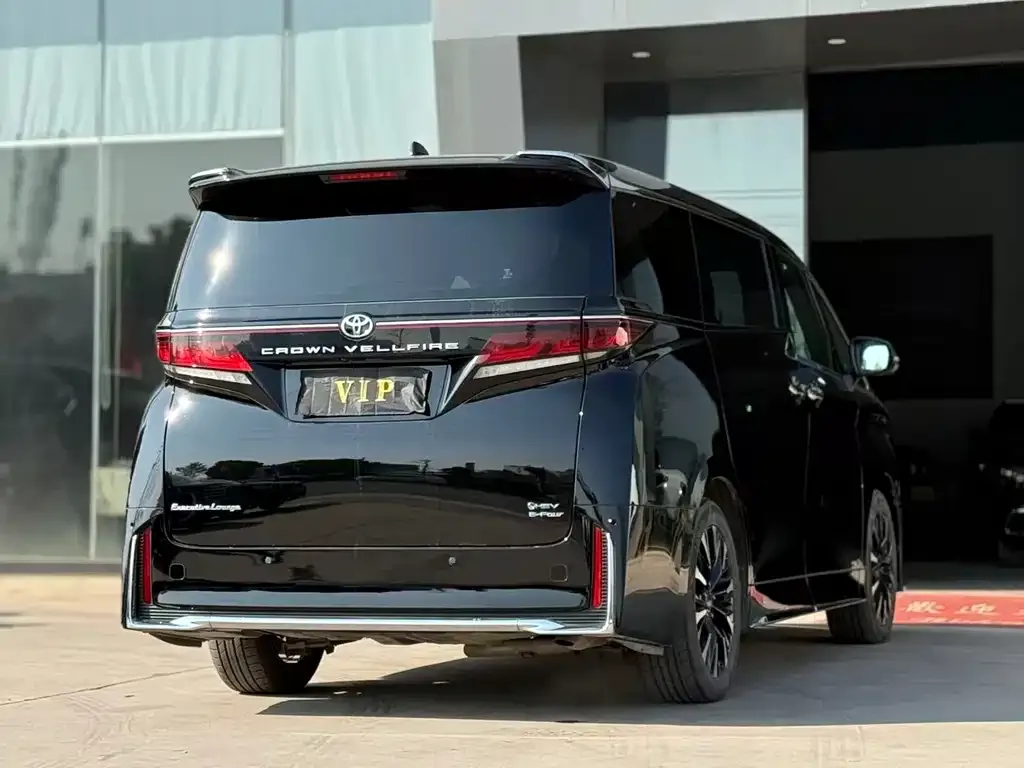 Toyota Vellfire 2024 из CN, фото 7