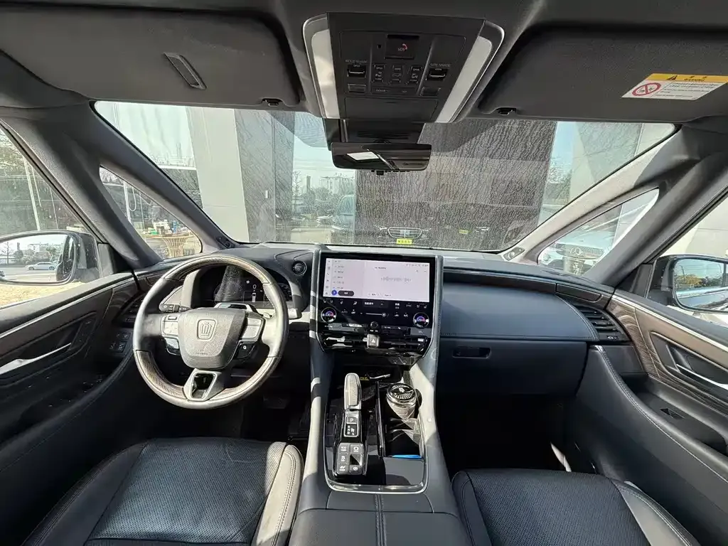 Toyota Vellfire 2024 из CN, фото 8