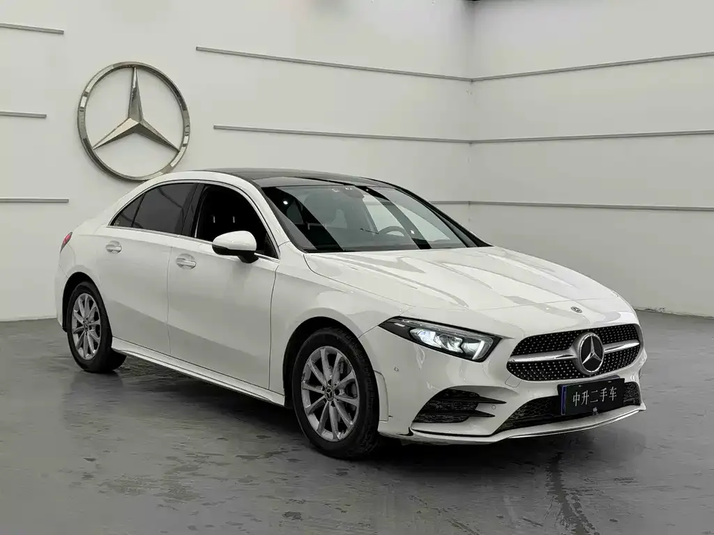 Mercedes-Benz A-Class — фото 9