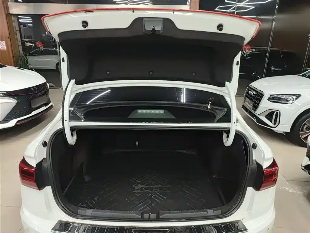 Volkswagen Bora 2021 из CN, фото 4