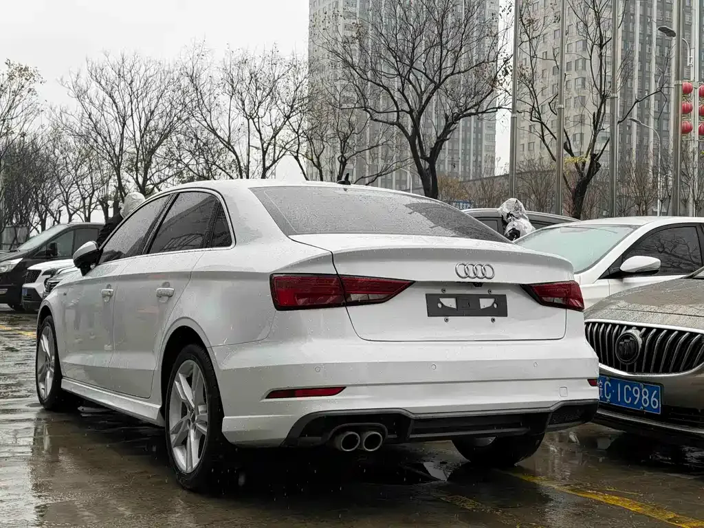 Audi A3 — фото 8