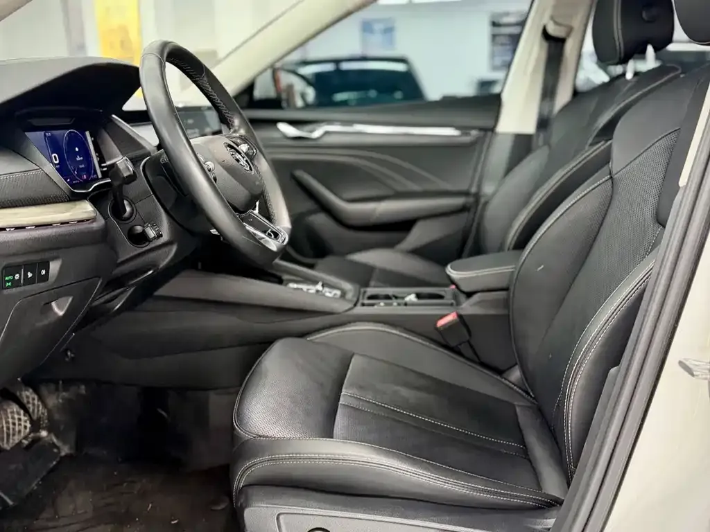 Skoda Octavia — фото 10