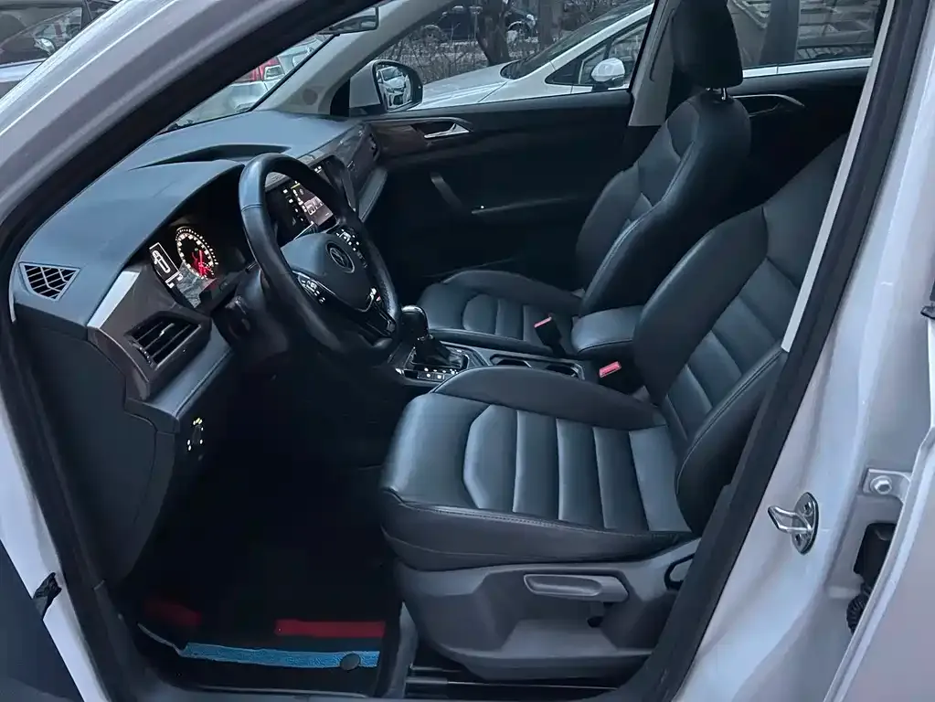 Volkswagen Tharu 2021 из CN, фото 9