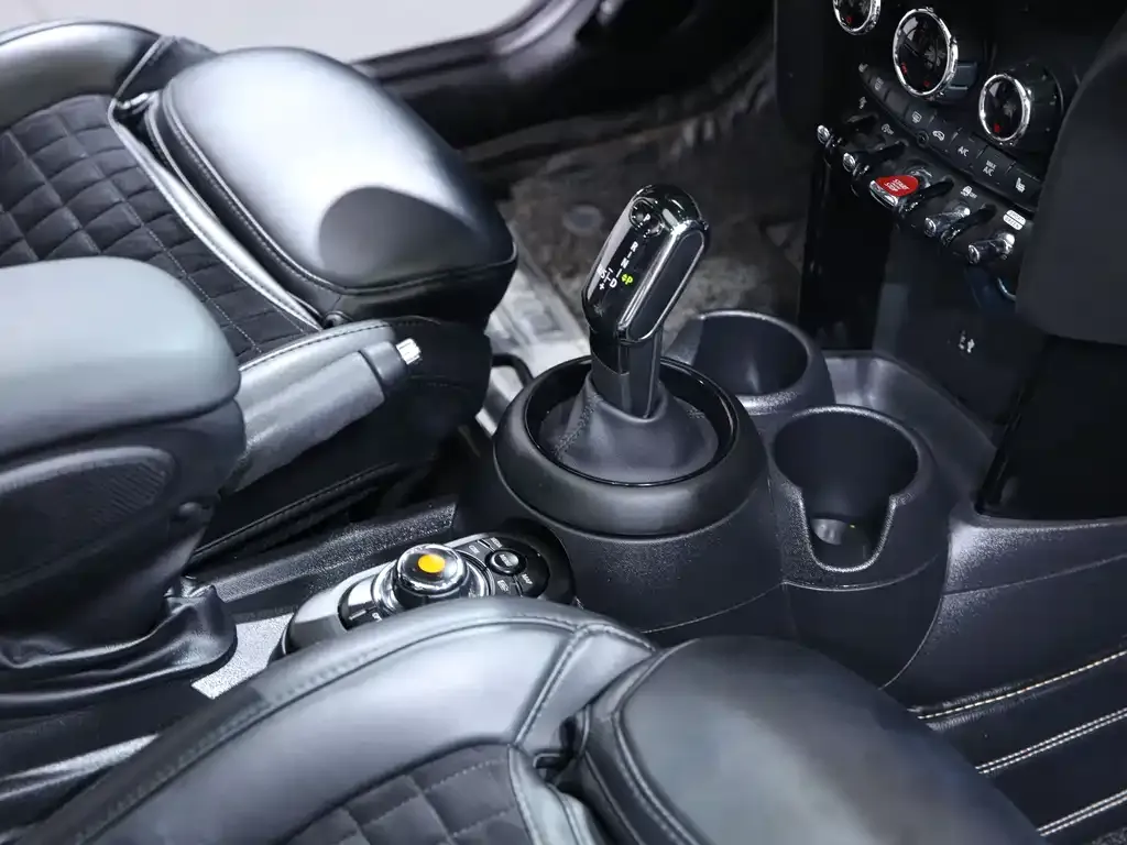 MINI Cooper (3-door) 2021 из CN, фото 10