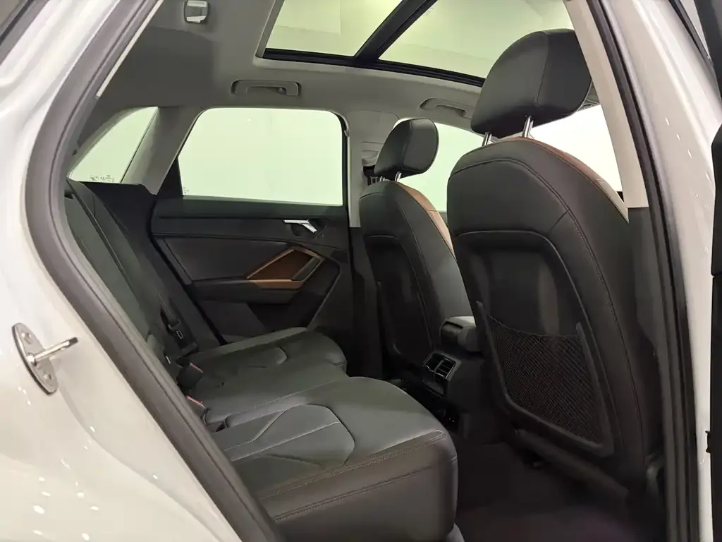 Audi Q3 2022 из CN, фото 2