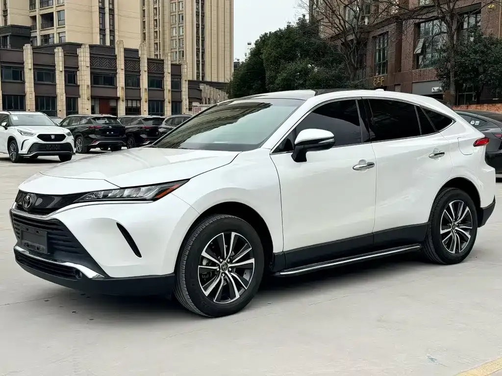 Toyota Harrier 2022 из CN, фото 3