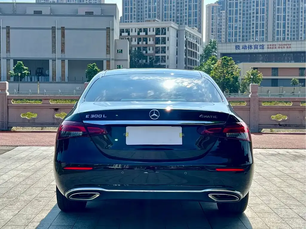 Mercedes-Benz E-Class 2022 из CN, фото 3