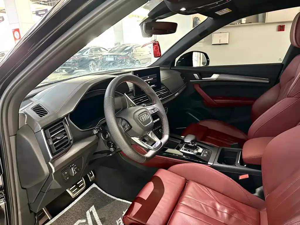 Audi Q5L 2023 из CN, фото 7