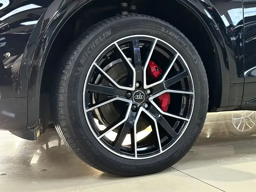 Audi Q5L 2023 из CN, фото 9