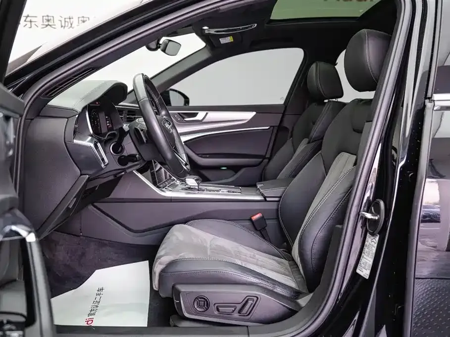 Audi A6L 2022 из CN, фото 7