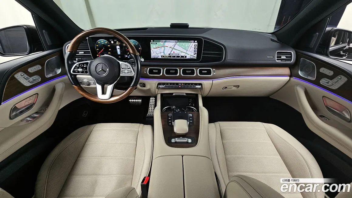 Mercedes-Benz GLS-Class — фото 10