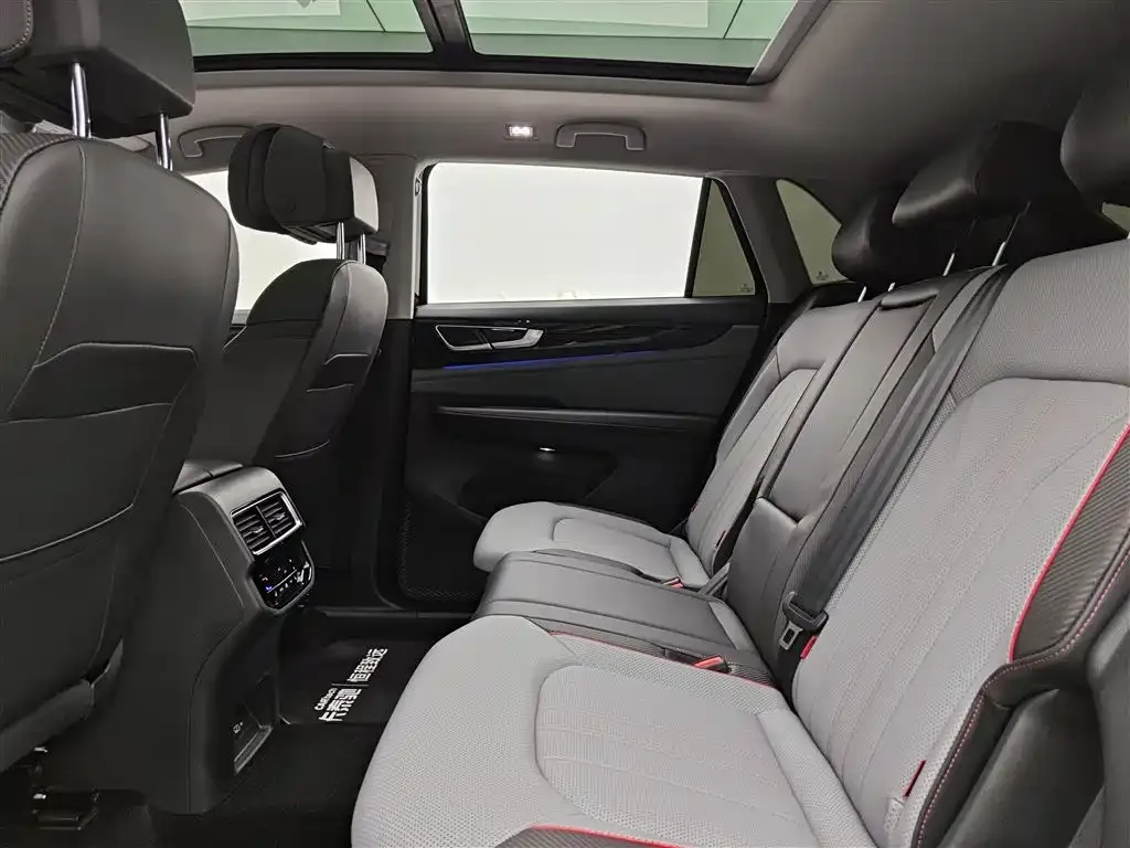 Volkswagen Teramont 2024 из CN, фото 2