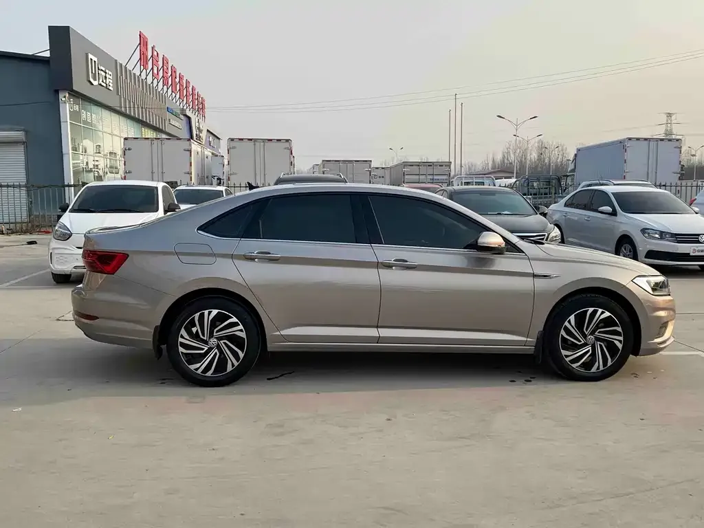 Volkswagen Sagitar 2022 из CN, фото 5