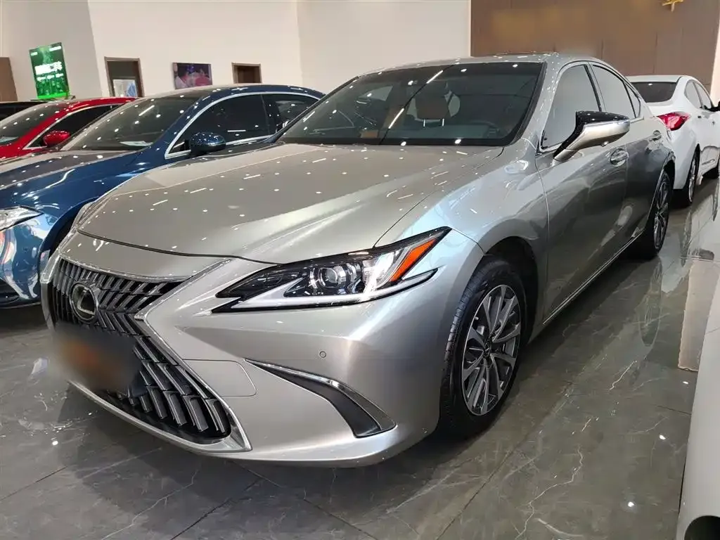Lexus ES 2022 из CN, фото 8