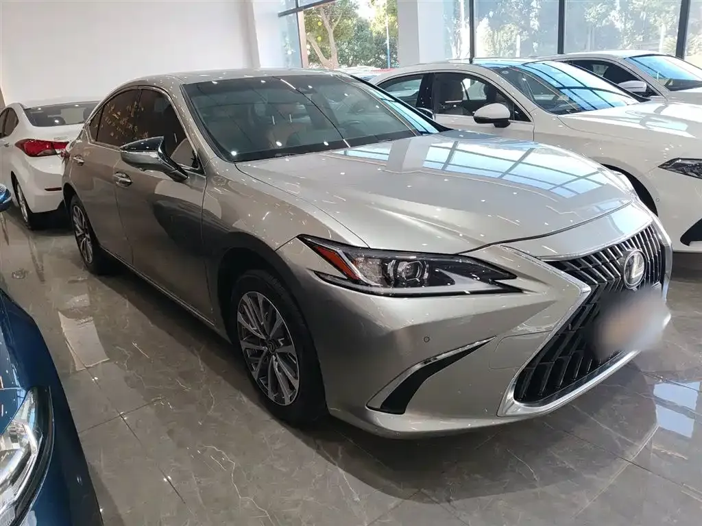 Lexus ES 2022 из CN, фото 5