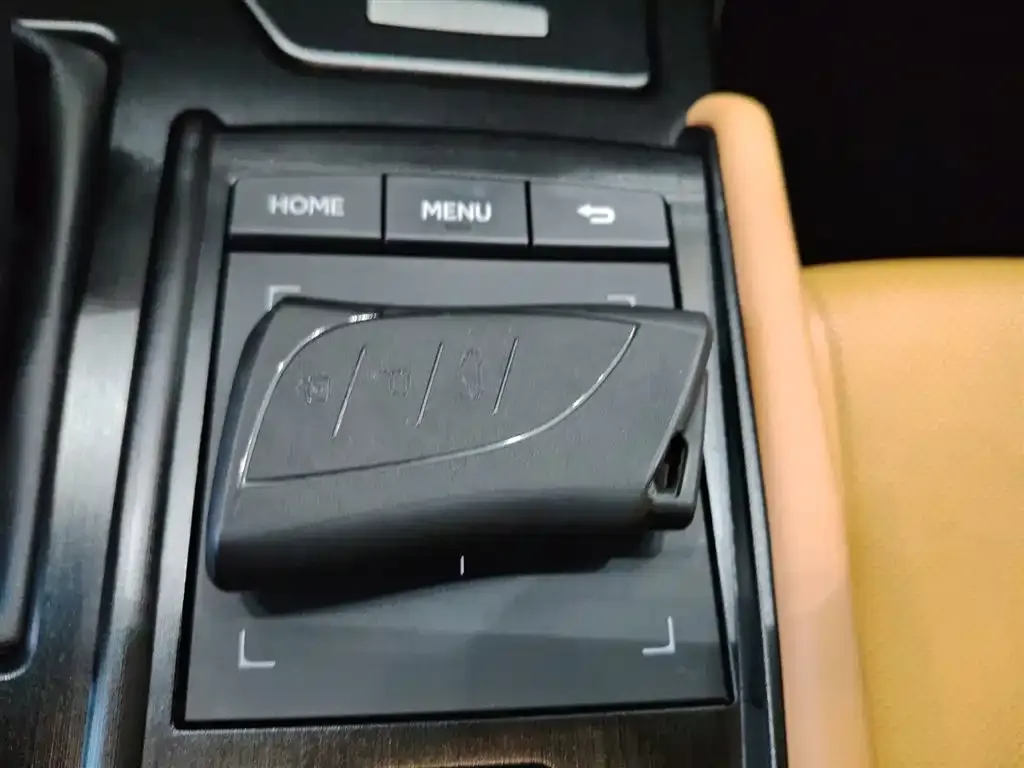 Lexus ES 2022 из CN, фото 6