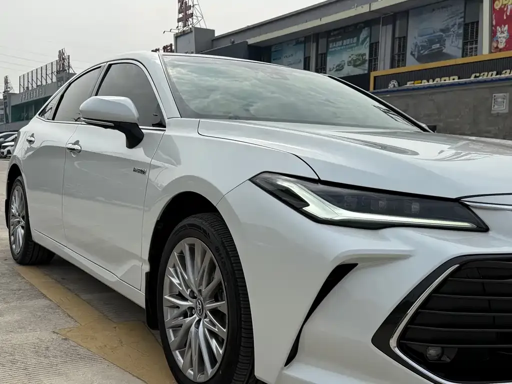 Toyota Avalon 2024 из CN, фото 4