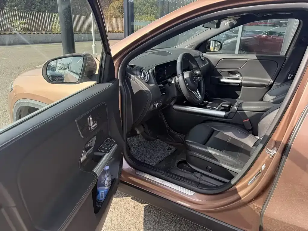 Mercedes-Benz EQA 2023 из CN, фото 6
