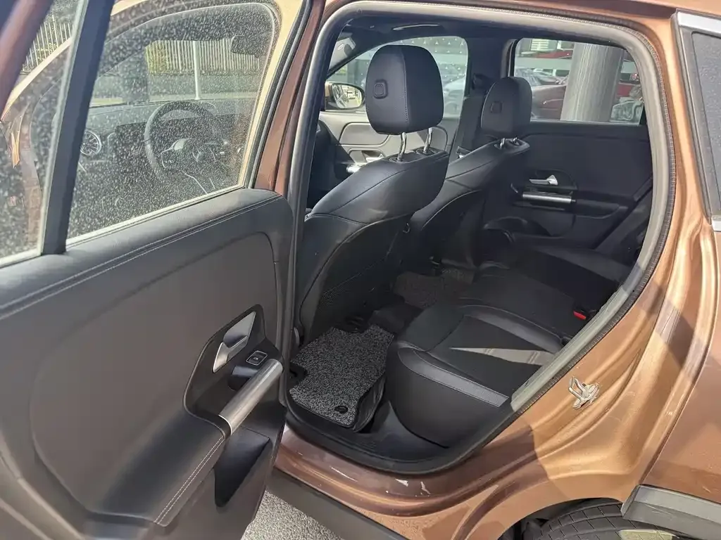 Mercedes-Benz EQA 2023 из CN, фото 3