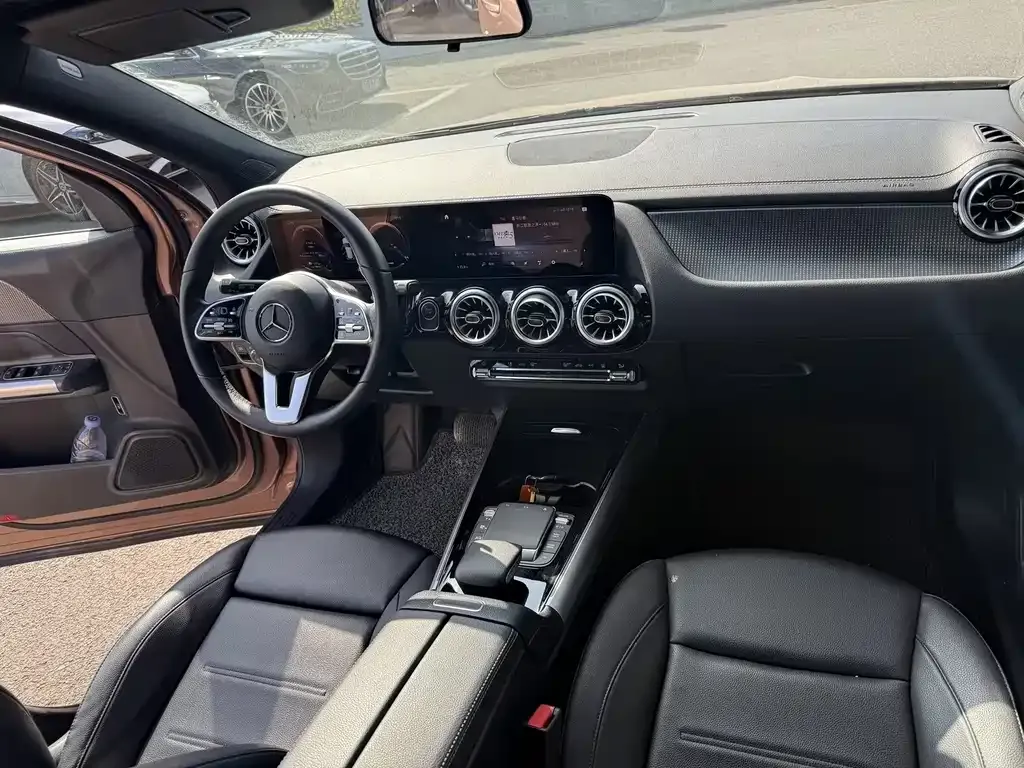 Mercedes-Benz EQA 2023 из CN, фото 4