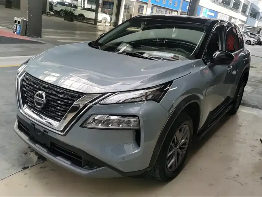 Nissan X-Trail — фото 1