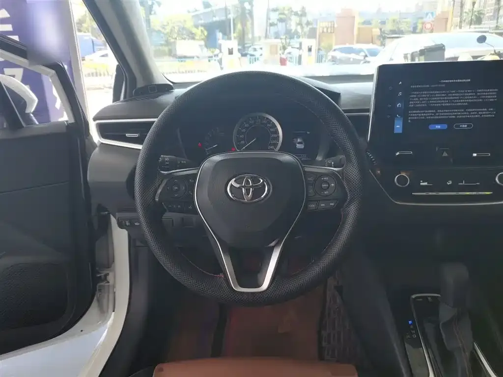 Toyota Corolla 2023 из CN, фото 3