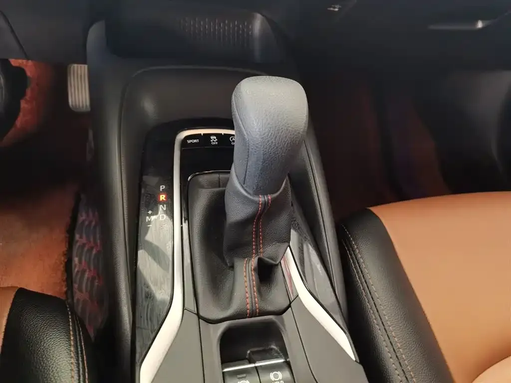Toyota Corolla 2023 из CN, фото 6