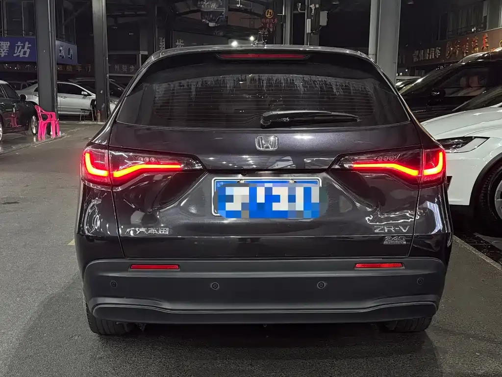 Honda ZR-V 2023 из CN, фото 5