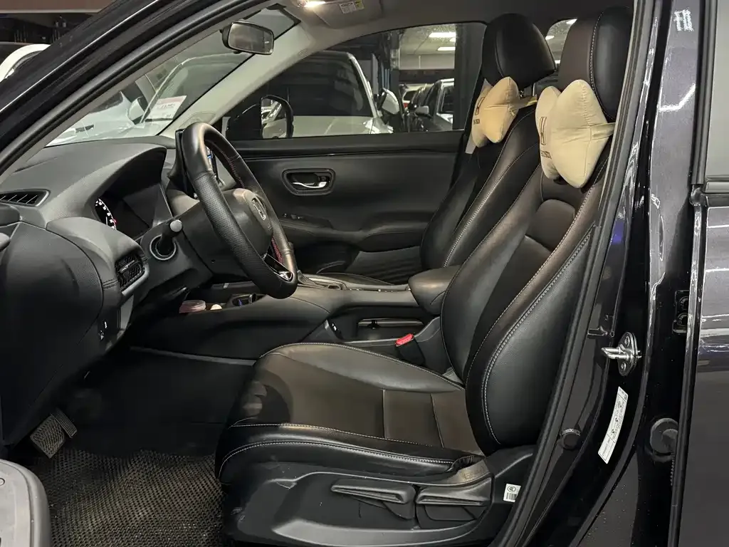 Honda ZR-V 2023 из CN, фото 4