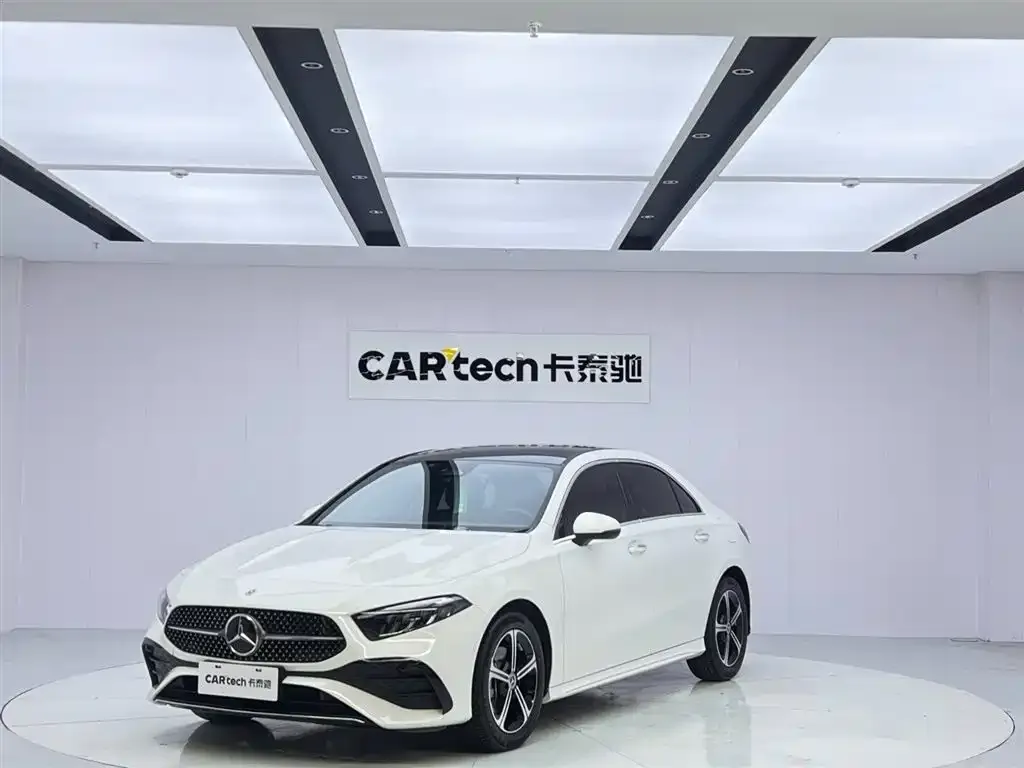 Mercedes-Benz A-Class 2024 из CN, фото 1