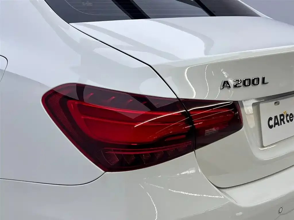 Mercedes-Benz A-Class 2024 из CN, фото 6