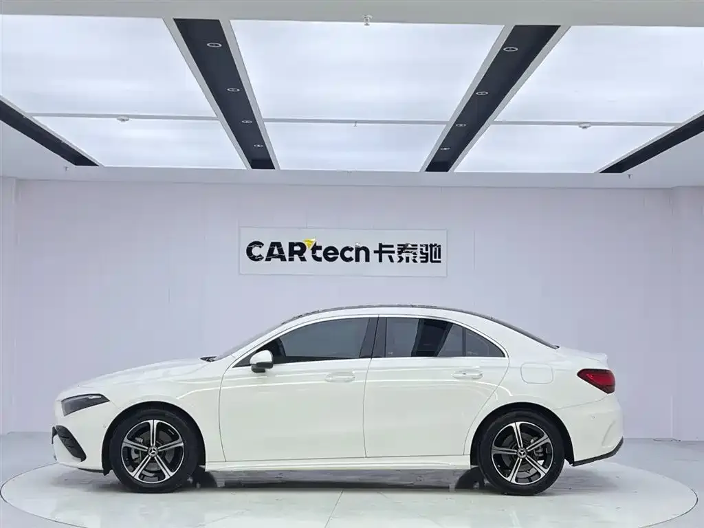 Mercedes-Benz A-Class 2024 из CN, фото 8