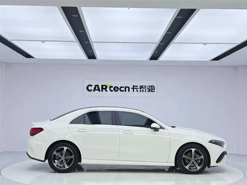 Mercedes-Benz A-Class 2024 из CN, фото 7