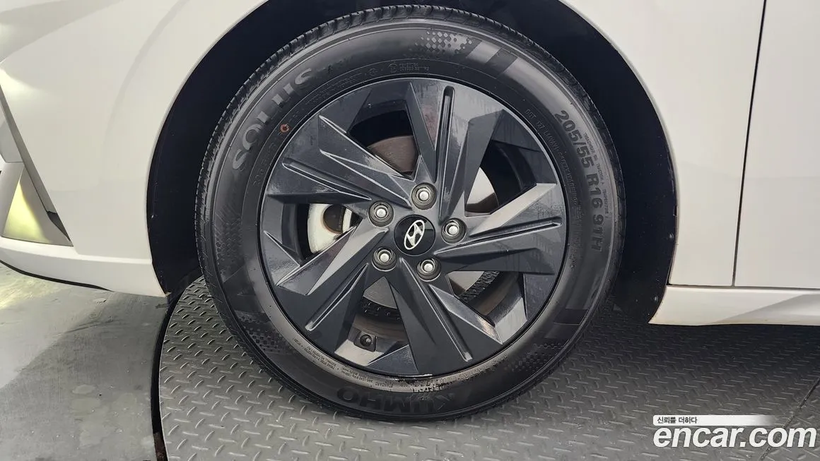 Hyundai AVANTE — фото 6