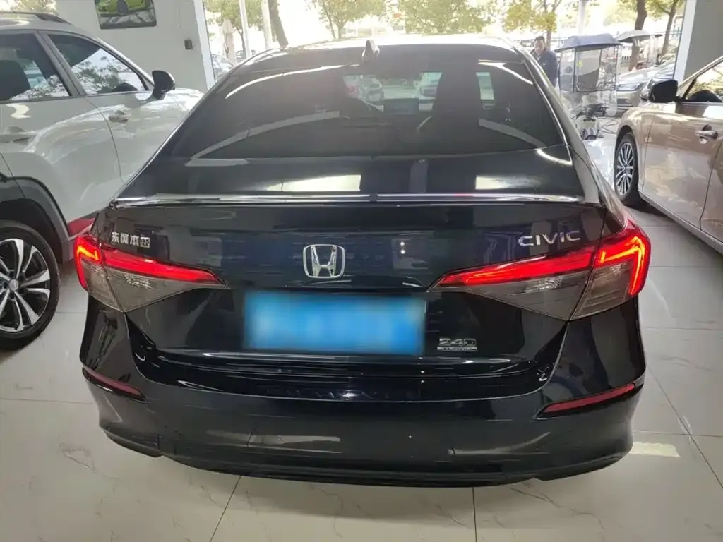 Honda Civic — фото 2