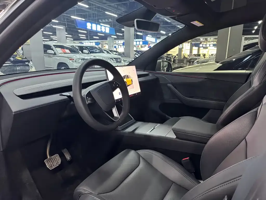 Tesla Model Y L 2025 из CN, фото 7