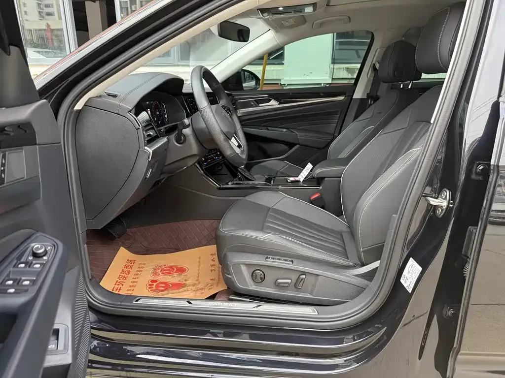 Volkswagen Passat 2024 из CN, фото 7