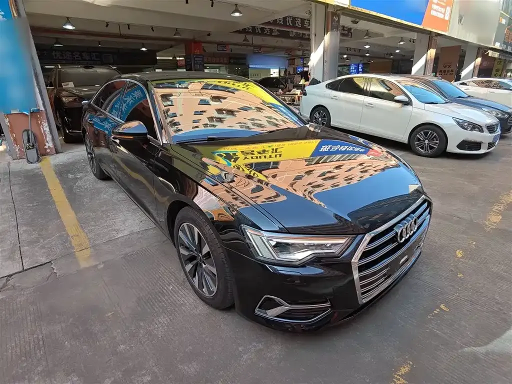 Audi A6L 2023 из CN, фото 3