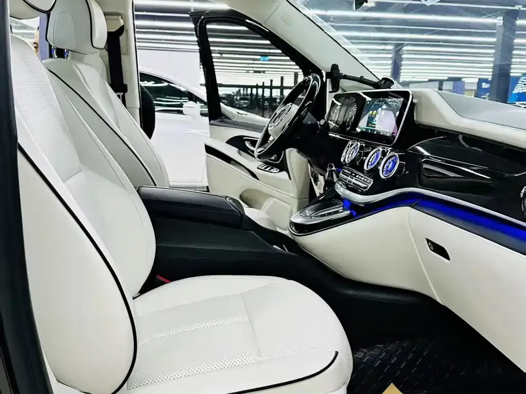 Mercedes-Benz Vito 2023 из CN, фото 4