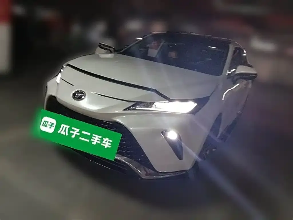 Toyota Venza 2024 из CN, фото 2