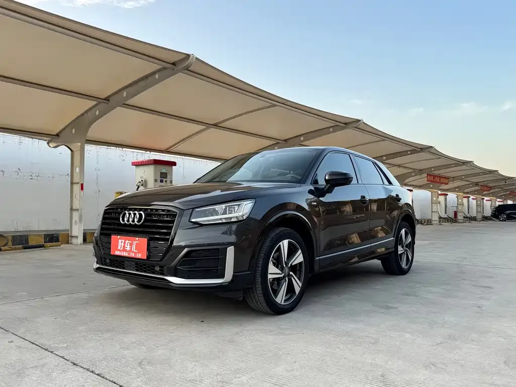 Audi Q2L 2021 из CN, фото 1