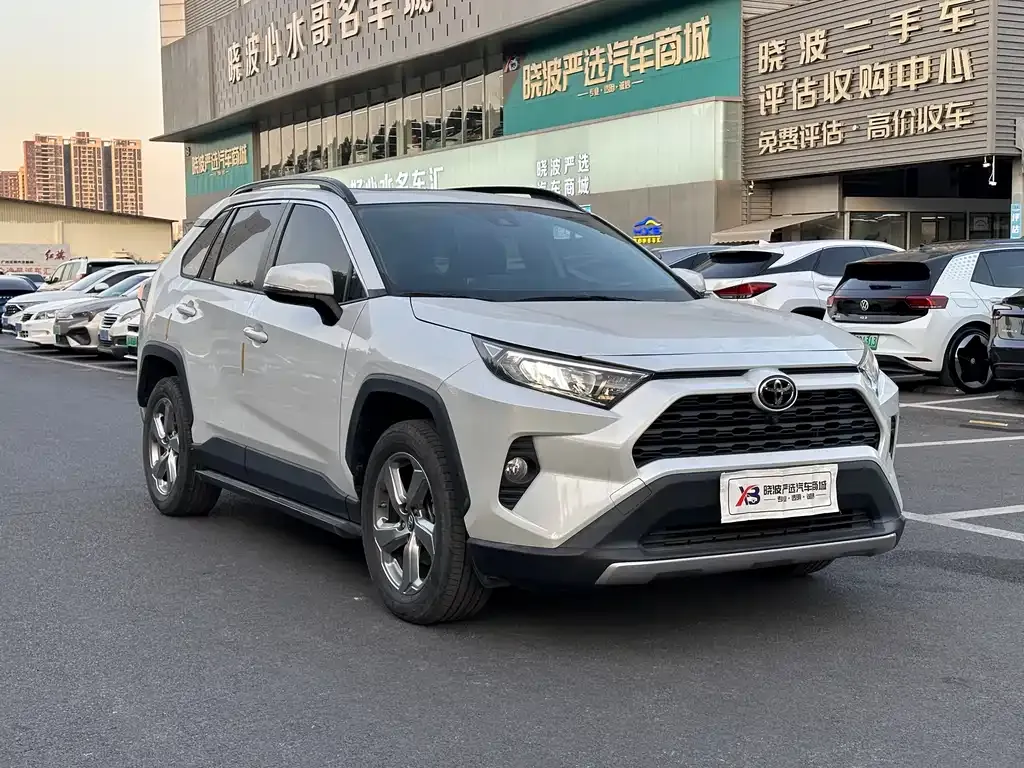 Toyota RAV4 2021 из CN, фото 7
